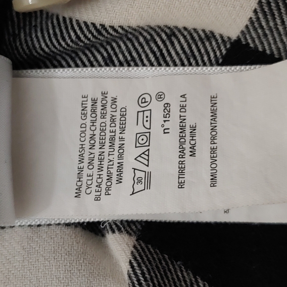 Ralph Lauren Classic Fit Men's Button Down - Picture 8 of 8